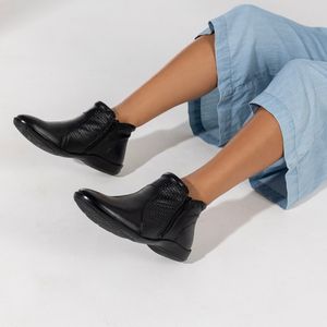 Bota Feminina Angel em Couro c/ Estampa Preto - ANG0012L