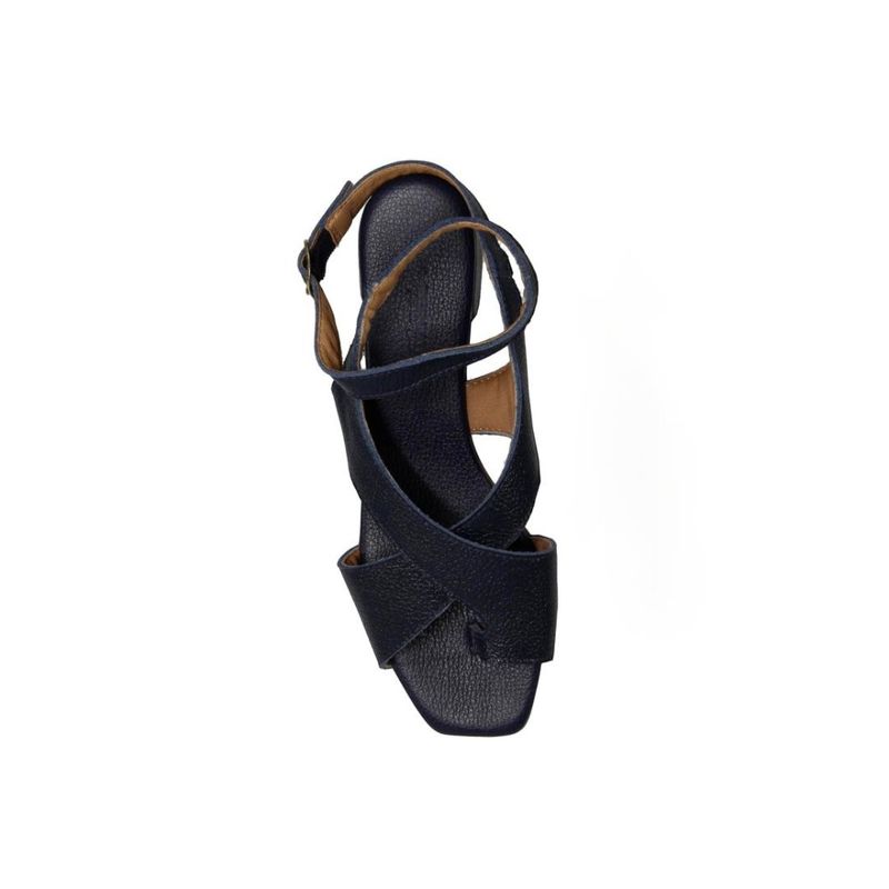 CORA1339-MARINHO--4-