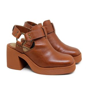 Bota Stuttgart Couro Tan - STU013