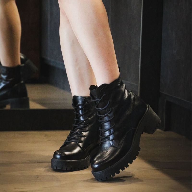 MUN017-PRETO.jpg