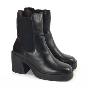 Bota Stuttgart Couro Preto - STU002