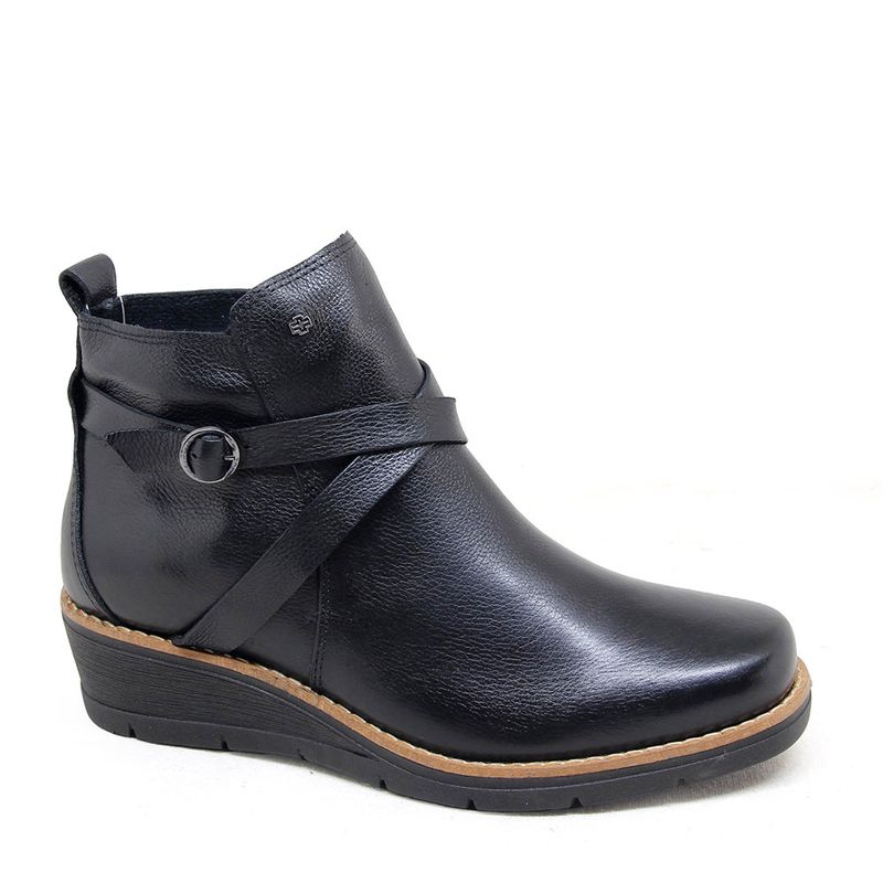 NIC038-PRETO--1-.jpg