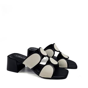 Tamanco Aurora Preto Off White - ARR167