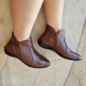 Bota Angel Couro Pinhao - ANG012
