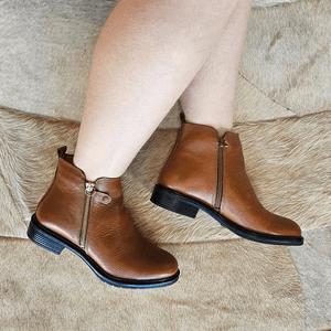 Bota Diana Couro Tan - DIA017