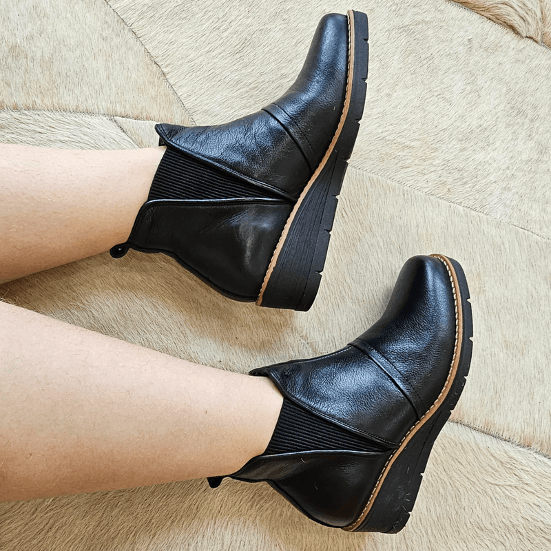 nic037-preto