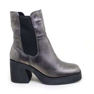 Bota Stuttgart Couro Metal Prata Velha Preto - STU002V