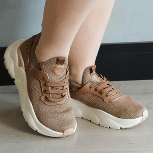Tenis Emily Caramelo - EMI002