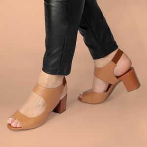 Sandalia Anne Castor - ANN1321